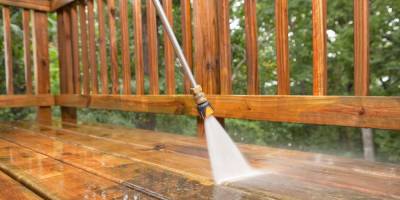 wooden decking cleaning